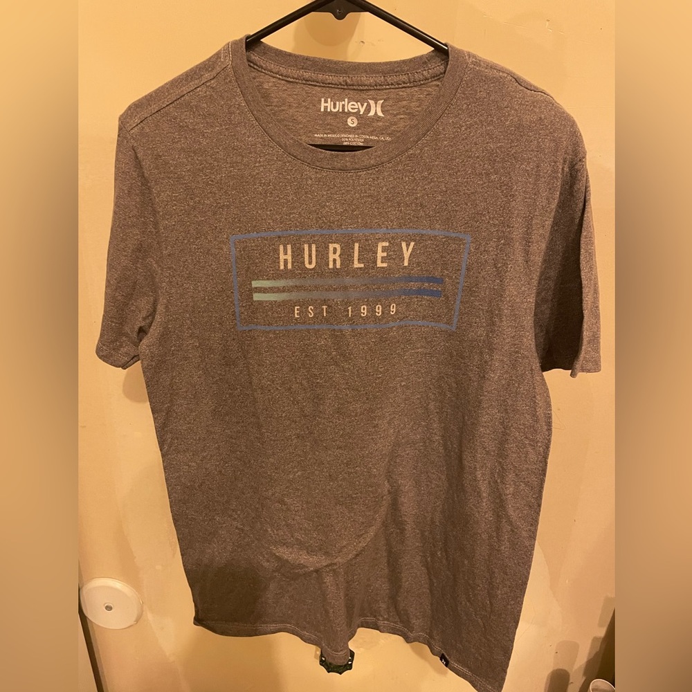 Men Hurley T-shirt
